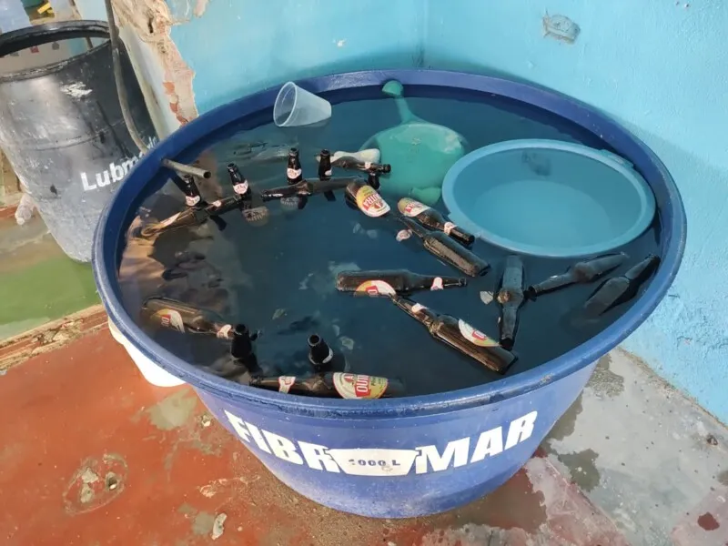 No local, os criminosos adulteravam as bebidas