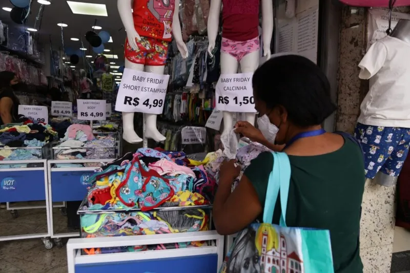 Gonçalenses já aproveitam a Black Friday 
