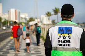 Ele se entregou a policiais da Operação Ipanema Presente