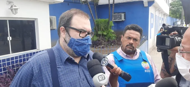 Paulo Roberto Mello Cunha falou sobre o caso para a imprensa 