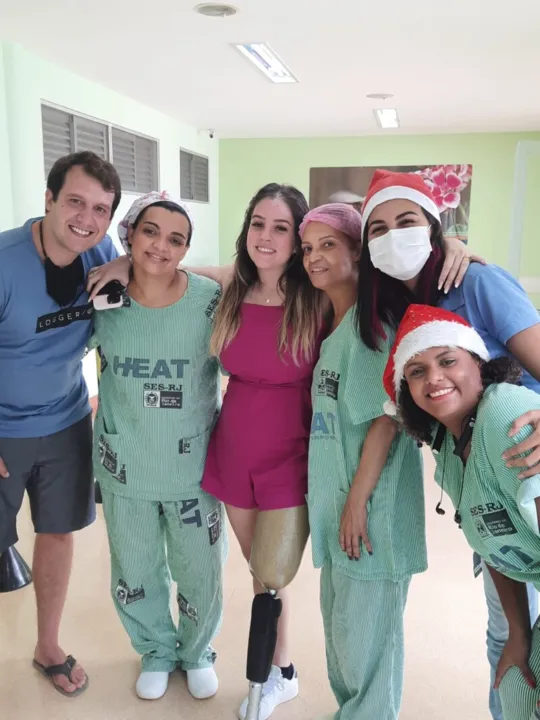 Letícia e Guilherme sofreram acidente de moto em abril deste ano na BR-101
