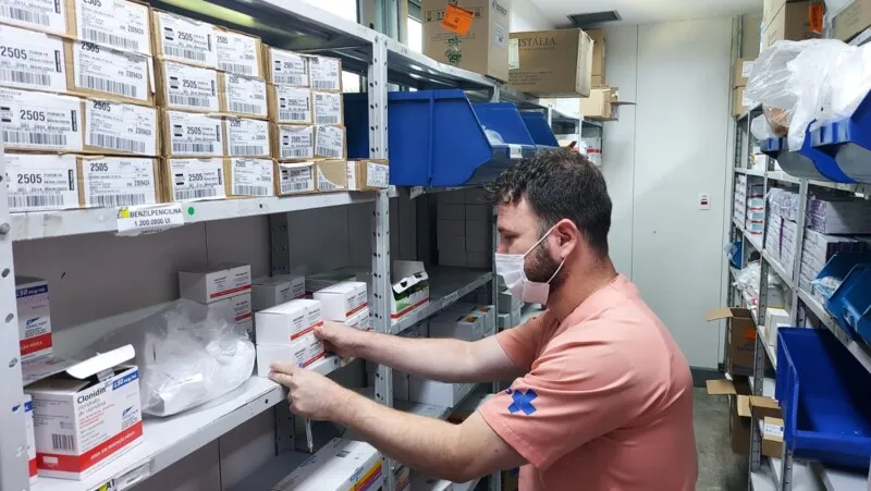 Hospitais de São Gonçalo dobram a quantidade de medicamentos nos seus estoques