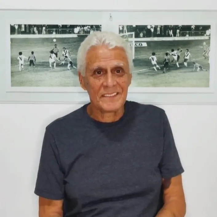 Roberto Dinamite em vídeo de revelação do tumor