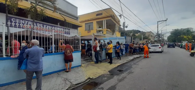 Testes para detectar a Covid-19 são muito procurados em SG