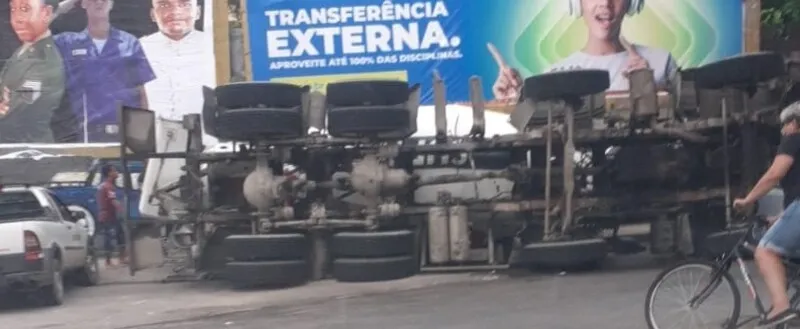 Acidente aconteceu no Fonseca, em Niterói