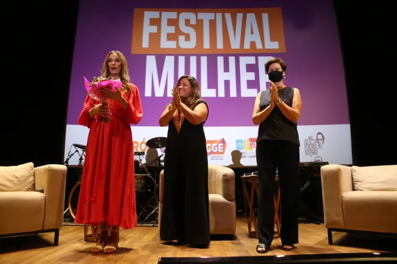 O prefeito de Niterói, Axel Grael, esteve na cerimônia de abertura das festividades e destacou que a igualdade de gênero é bandeira prioritária na cidade