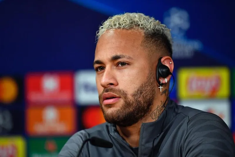 Jornal diz que Neymar deseja sair do PSG