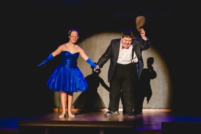 . O evento aberto ao público conta com atrações culturais, brincadeiras e dança para jovens e adultos com uma companhia inclusiva de Cabo Frio