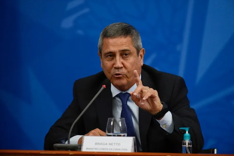 Braga Netto é atual ministro da Defesa