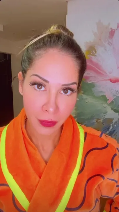 Maíra Cardi discutindo o episódio em vídeo publicado em suas redes sociais