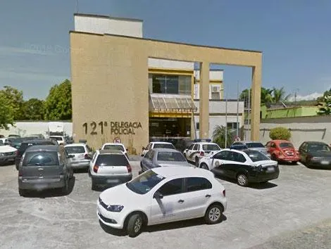 Contra a detida foi cumprido mandado de prisão temporária