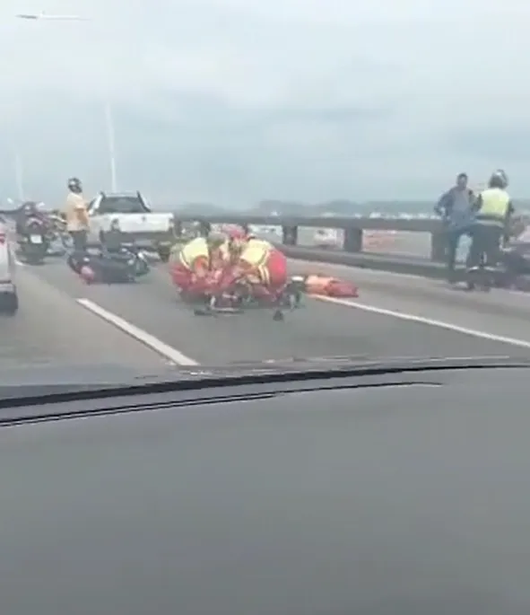 Colisão entre carro e moto deixou uma vítima fatal nesta segunda-feira (7)