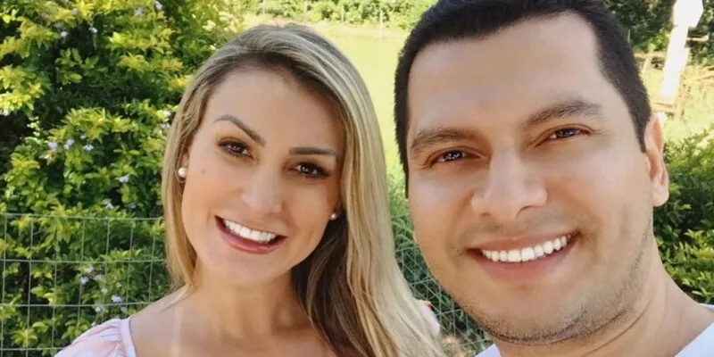 A modelo Andressa Urach e o empresário Thiago Lopes