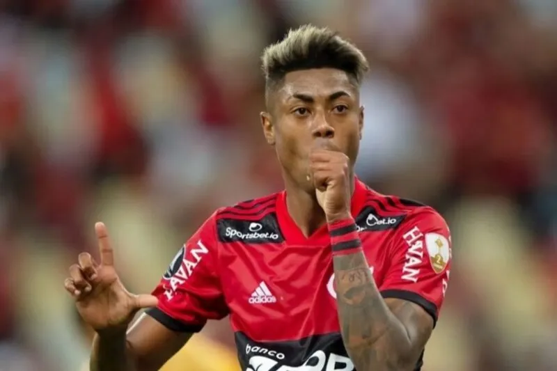 Bruno Henrique está de volta à equipe rubro-negra