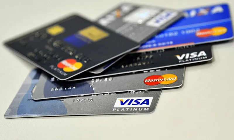 84,9% das dívidas são com o cartão de crédito