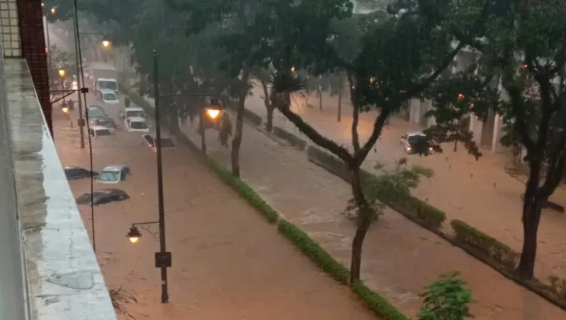 Fortes chuvas deixaram mais de 100 mortos no município