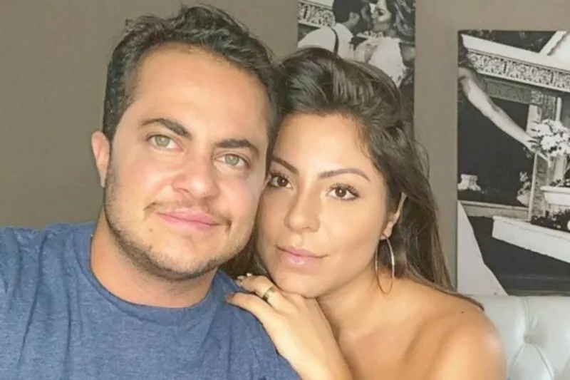 O casal está junto há oito anos
