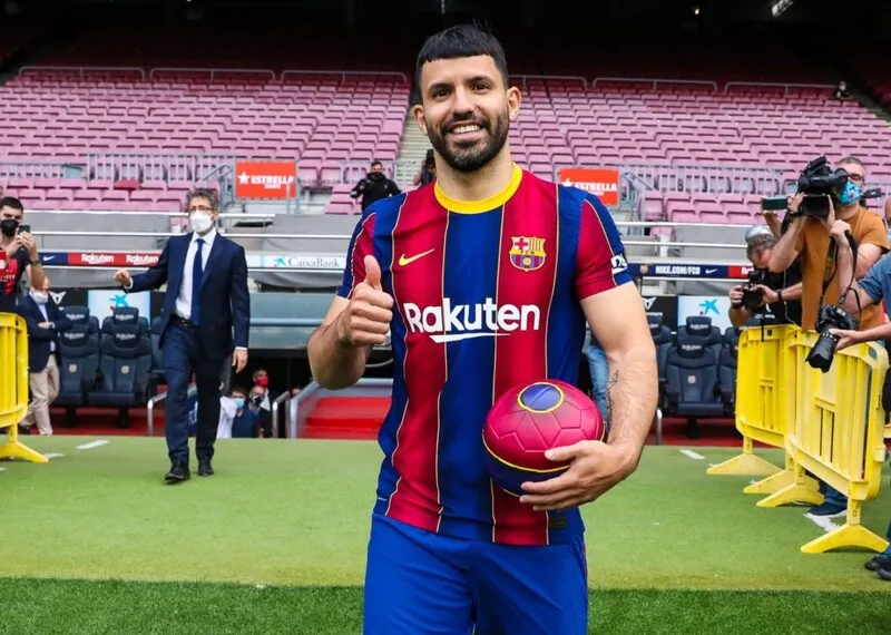 Aguero marcou um gol com a camisa do Barcelona