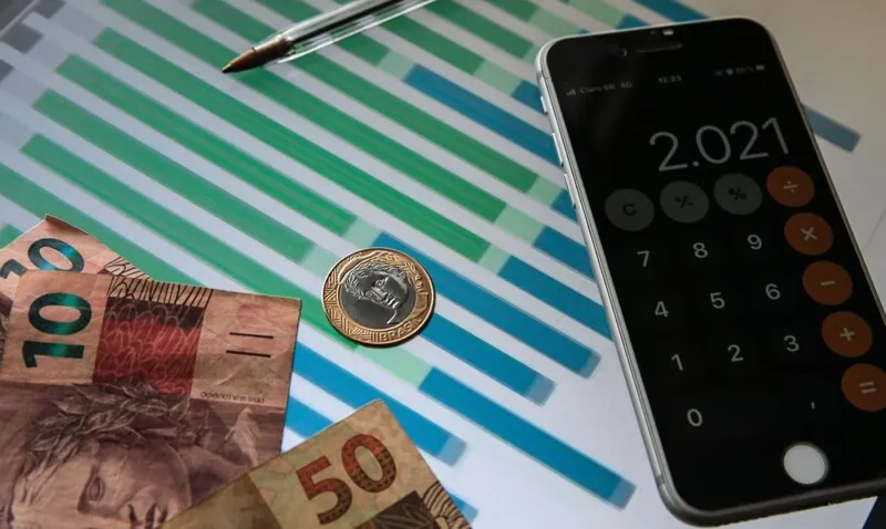 Em termos monetários, o estudo estima que o PIB, em valores correntes, totalizou R$ 769,384 bilhões, em janeiro de 2022.