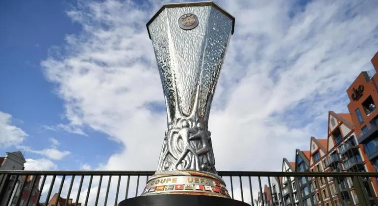 Transmissão da Liga volta à TV aberta depois de 9 anos
