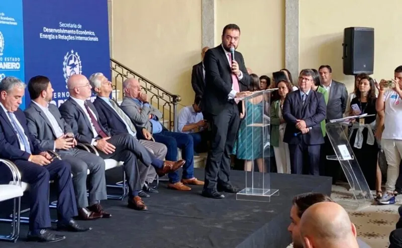 O prefeito Leandro Peixe participou a convite do governador Cláudio Castro