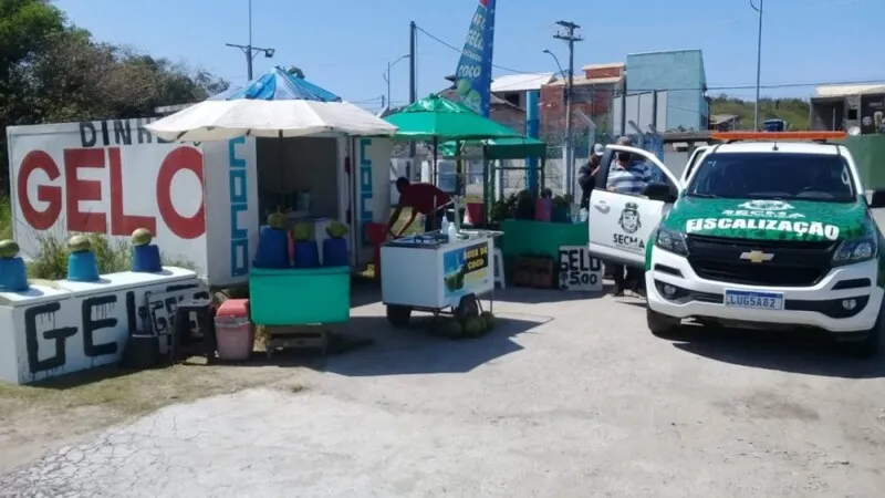 A ação foi para coibir o uso indevido das calçadas por parte de alguns comércios