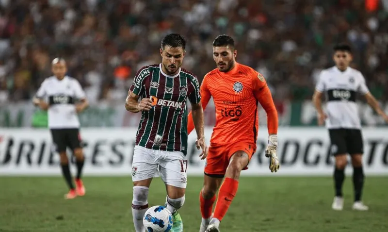 A única dúvida esta noite é o atacante Luiz Henrique que sofreu uma entorse no tornozelo