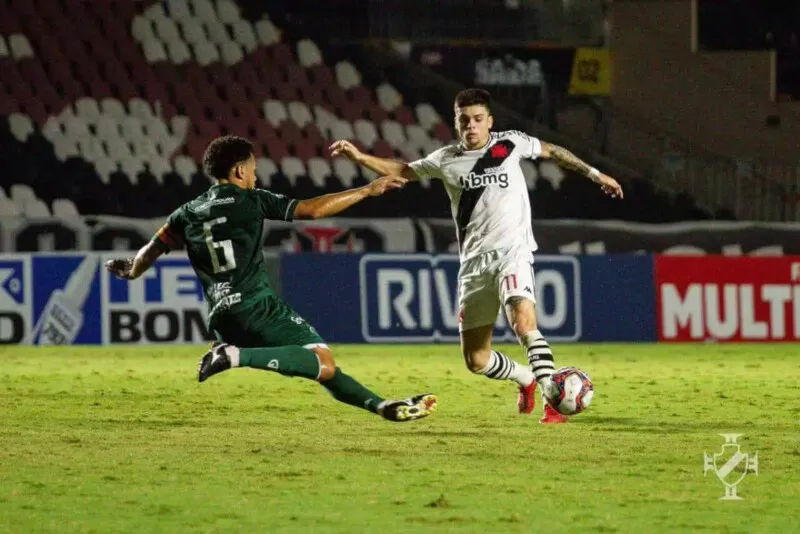 No primeiro turno, em São Januário, o Vasco bateu o Guarani por 4 a 1 