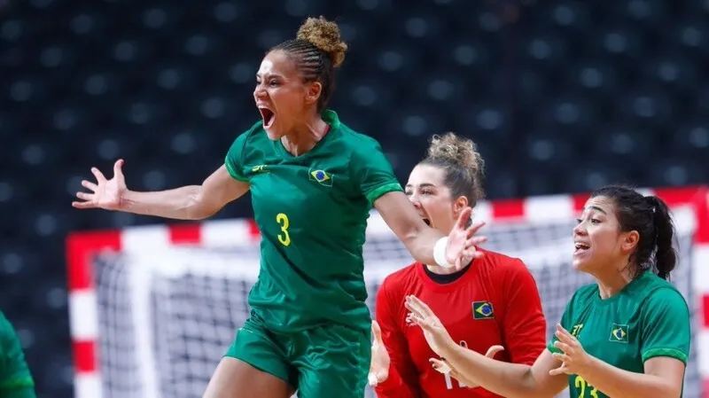 Tóquio 2020: Brasil vence no handebol feminino e faz história