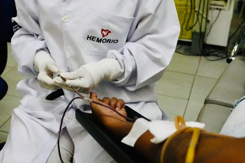 Hemorio pede doações de sangue para completar o estoque
