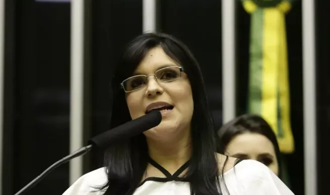 Parlamentar era da base aliada de Bolsonaro, mas decidiu cortar relações