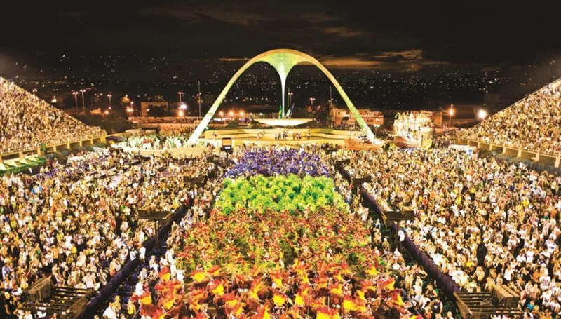 Escolas de Samba vivem otimismo por carnaval sem restrições em 2022