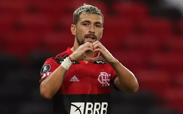 Esta é a segunda vez em menos de dois meses que o meia sofre uma lesão