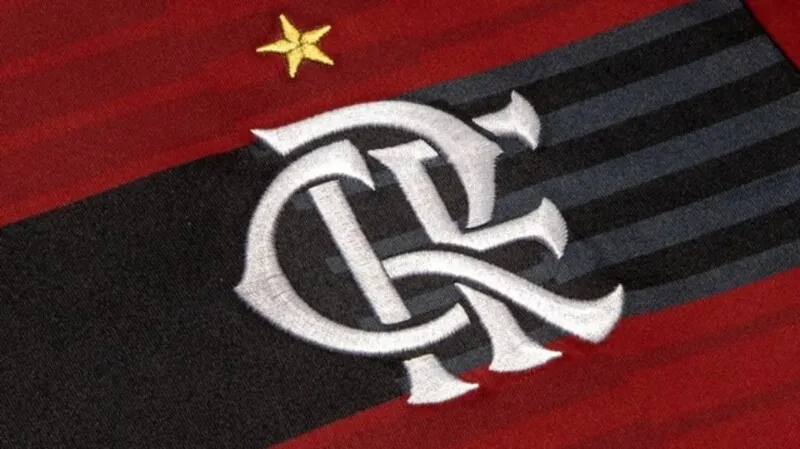 Hoje em dia, o diretor  atua como elo entre o clube  e as esferas do poder