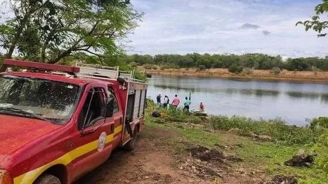 Segundo os Bombeiros, o lado direito do rosto do rapaz ficou irreconhecível