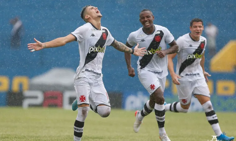 Cruzmaltino venceu o adversário por 3 a 1