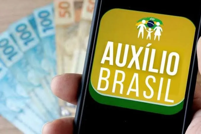 Auxílio Brasil