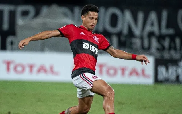 João Gomes despertou a atenção do Al Ain