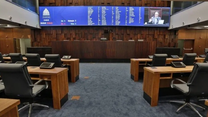 O encontro será às 11h