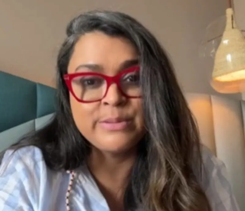 Cantora pediu para que as pessoas se vacinem
