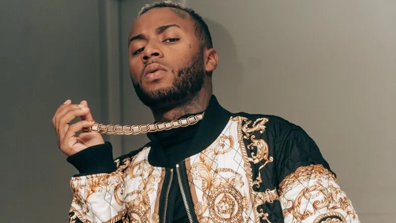O cantor é conhecido no mundo do rap 