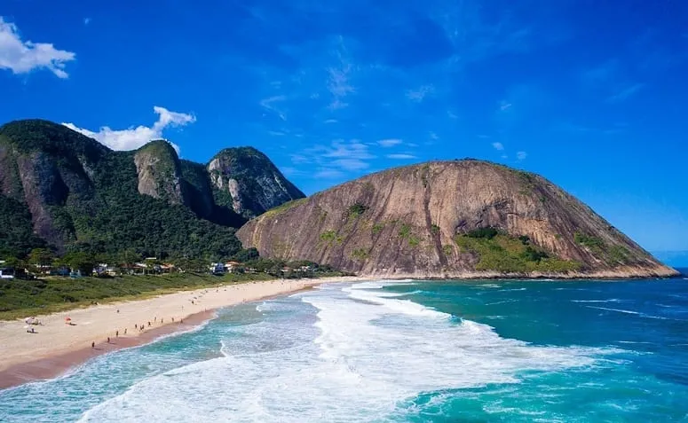 Praia de Itacoatiara 