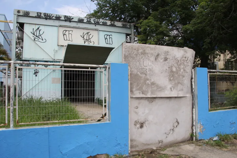 A Casa do Futuro do Laranjal tem o espaço depredado 