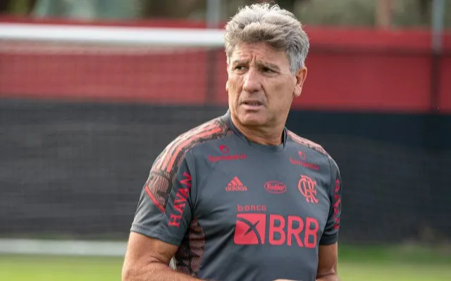 Renato está pressionado no comando do Rubro-Negro