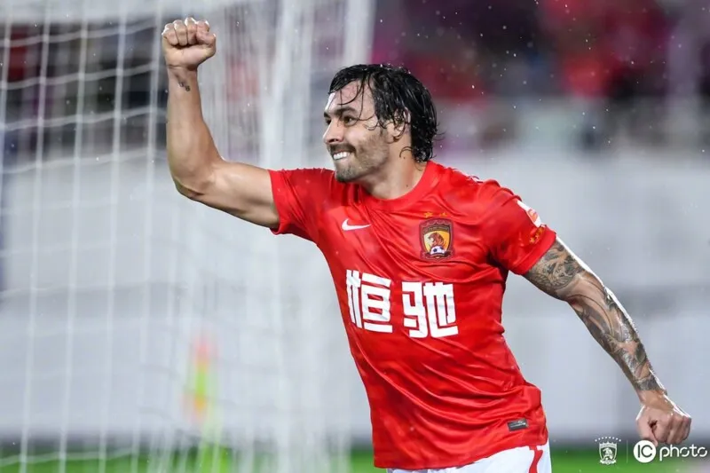 Ricardo Goulart defendeu o Guangzhou Evergrande por 7 anos