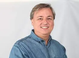 Prefeito teve mandato cassado por abuso de poder econômico