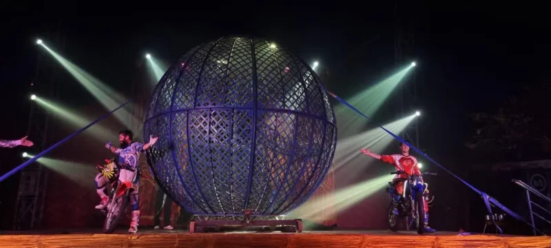 Robatiny Spectacular