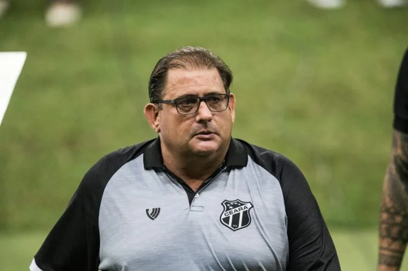 Vasco mira Guto Ferreira e Fernando Diniz para vaga de Lisca