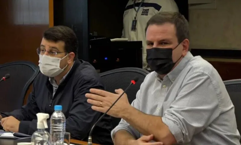 O prefeito do Rio, Eduardo Paes, e o secretário de Saúde, Daniel Soranz