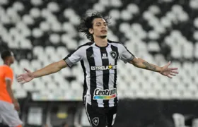Matheus Nascimento faz dois e garante vitória do Botafogo no Carioca